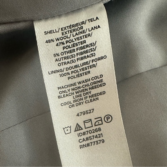 Ann Taylor Wool Blend Pebble Gray Textured Belted Blazer.  Size 6. - Picture 8 of 12